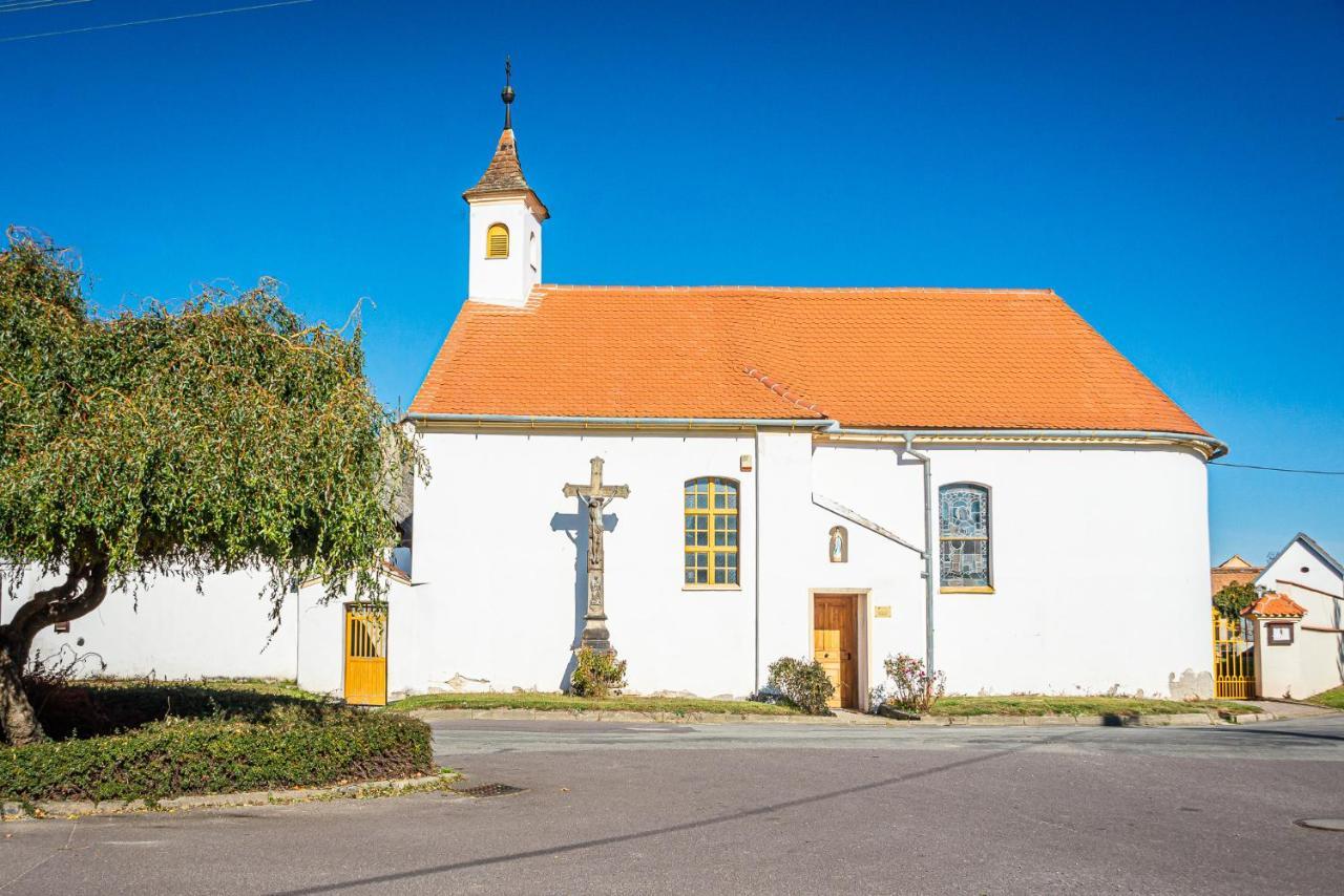 Althansky Hostinec Znojmo Bagian luar foto