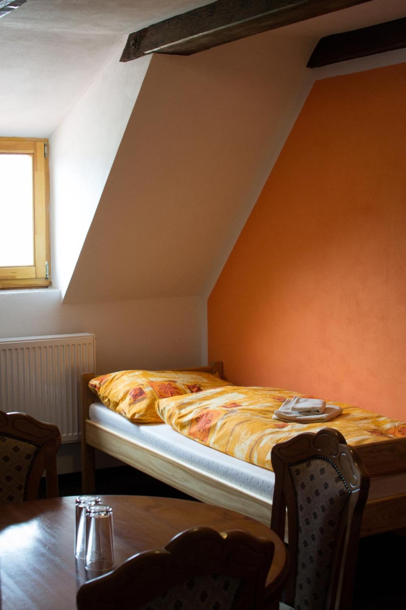 Althansky Hostinec Znojmo Bagian luar foto